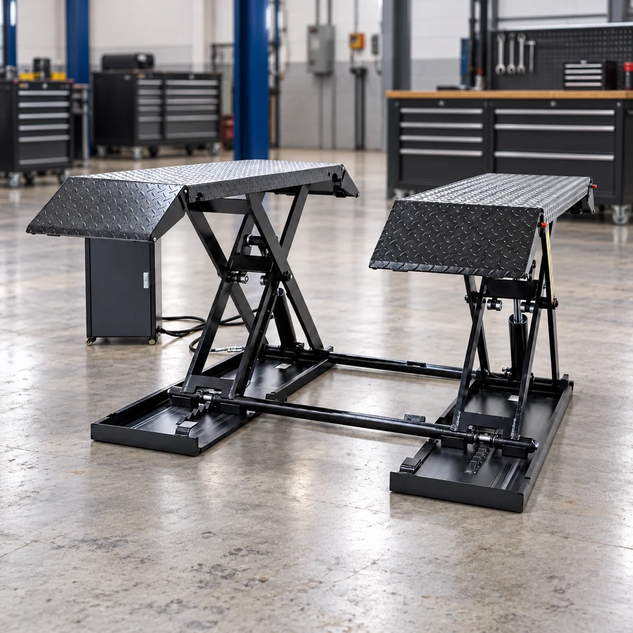 Scherenhebebühne Miami Plus Basic Grey Edition, 3500 kg Hubkraft, 230V, fahrbar – Werkstattansicht